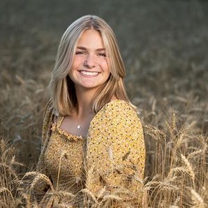 Meet your Posher, Myra